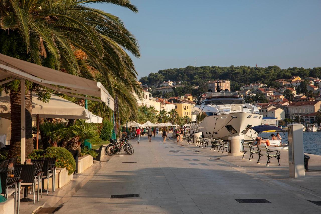 Hotel Aurora Mali Lošinj Exteriér fotografie